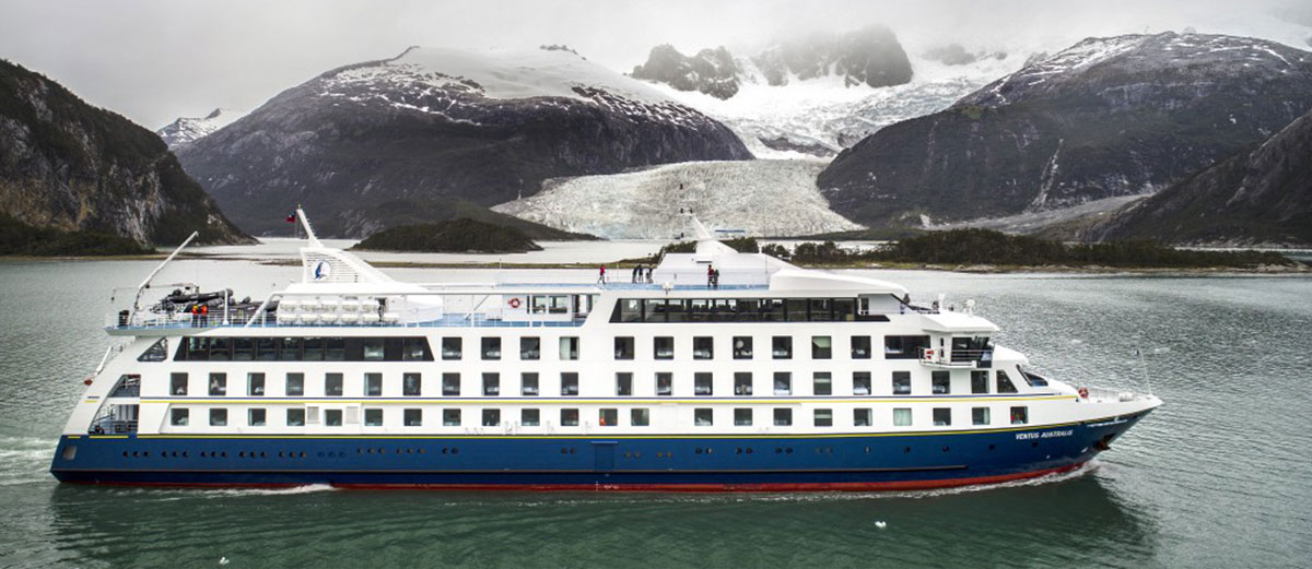 le bateau Ventus Australis vu de côté